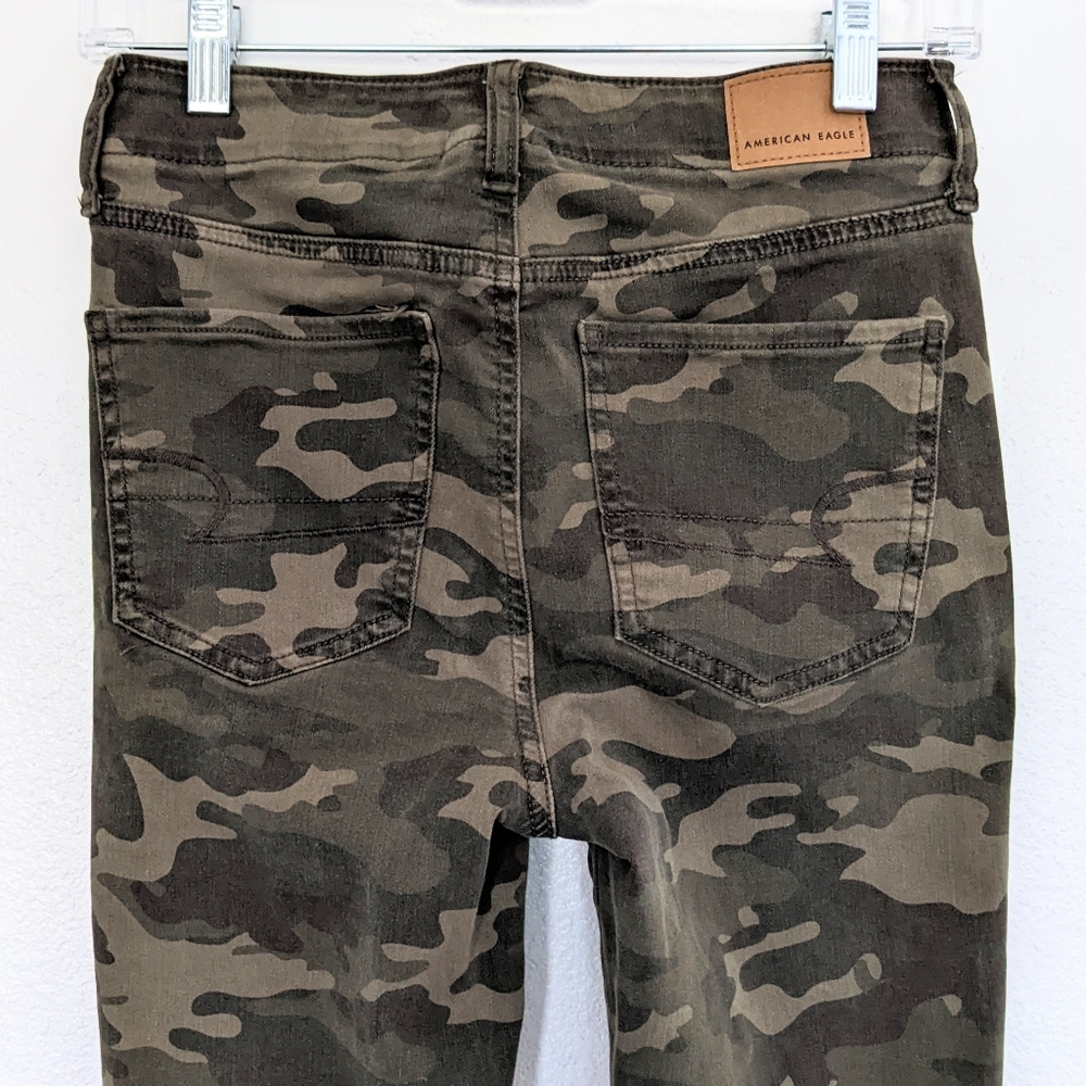 American Eagle Camouflage High Rise Jegging JeansCrop Green Pockets Size 4 - Picture 10 of 13